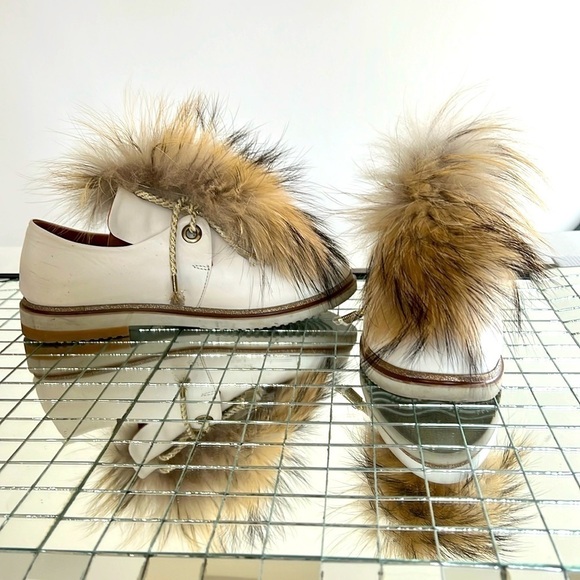 Sheridan Mia Sz 39 Lace Up Cream Leather Oxford with Detachable Fox Fur Top - Picture 1 of 15